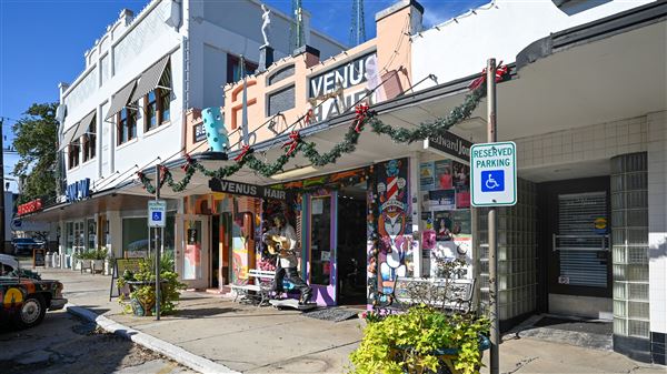 The Heights - 19th Street Retail District (12/2/2025 - Credits: Houston Film Commission)