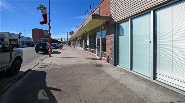 The Heights - 19th Street Retail District (12/2/2025 - Credits: Houston Film Commission)