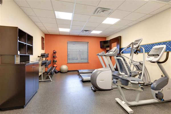 Hampton Inn & Suites Dallas-Arlington-South (7/30/2026 - Credits: submitted by: Laura Mullican)