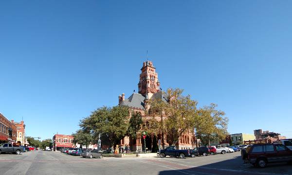 Ellis County Courthouse (11/18/2005)