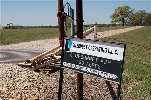 Pump Jacks on FM 141 (3/25/2013)