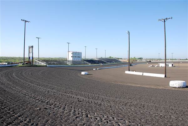 Devil's Bowl Speedway (4/12/2013)