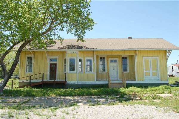 Whitewright Train Depot (4/11/2013)