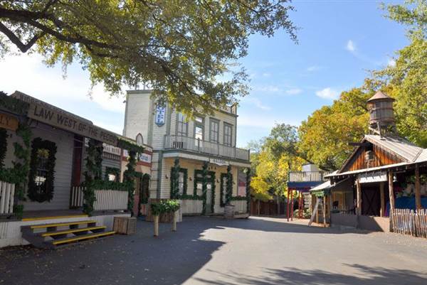 Six Flags Over Texas: Arlington (11/11/2013)