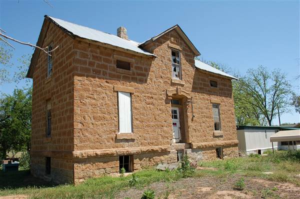 House at 701 E. Miller St. (4/28/2014)