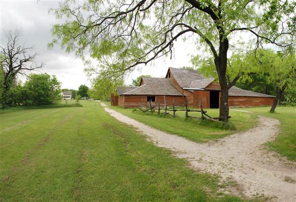 Cedar Hill State Park - Penn Farm (4/13/2015)