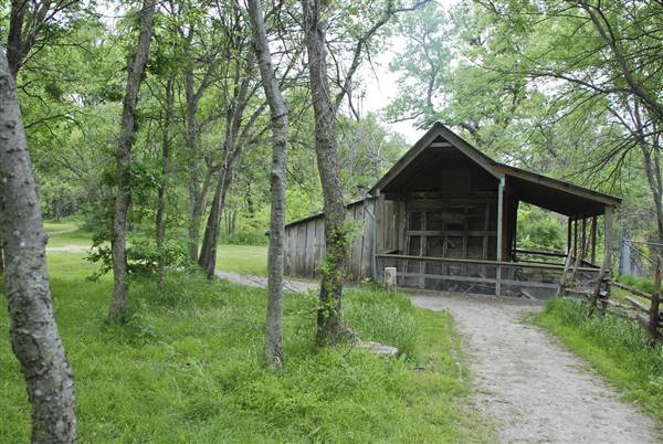 Cedar Hill State Park - Penn Farm (4/13/2015)