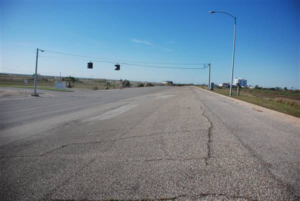 Galveston Seawall Blvd - Northeast End (4/7/2016)