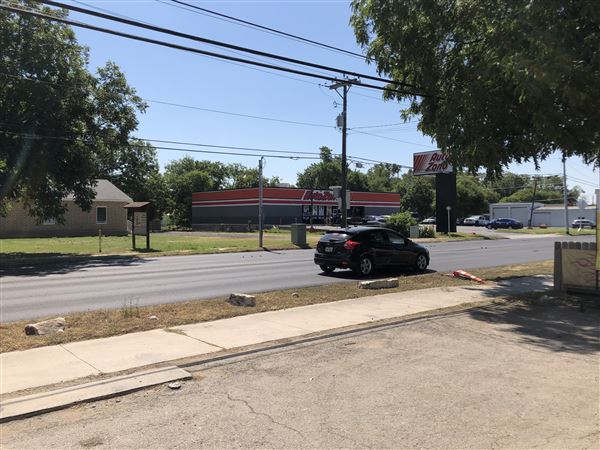 QuickAlign Automotive (7/15/2019 - Credits: Cheryl A Jones)