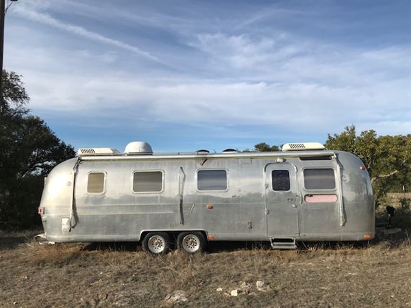Luxury Custom Airstream (2/5/2020 - Credits: Randy Fromberg)