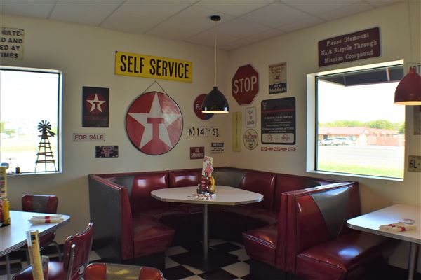 Joe Friday's Diner (10/3/2019 - Credits: Mexia Economic Development Corporation)