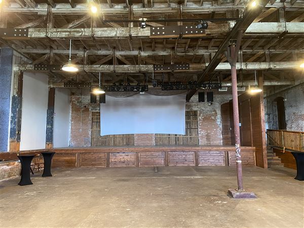 Ice House on Main (2/24/2020 - Credits: Joan Quintana, Will Walker)
