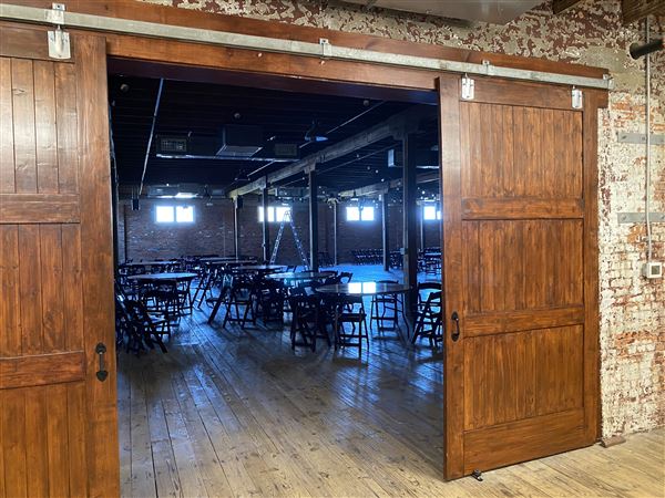 Ice House on Main (2/24/2020 - Credits: Joan Quintana, Will Walker)