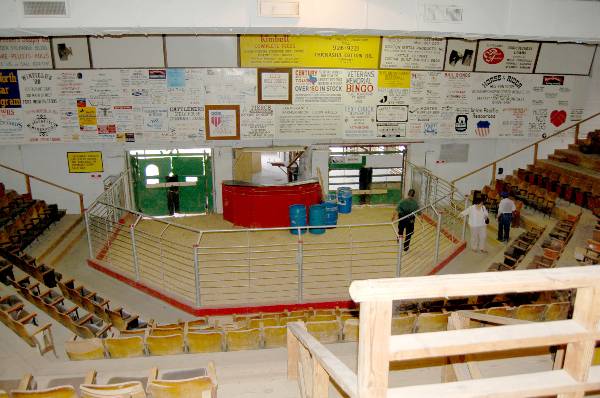 Stockyards Station - Auction House (7/15/2008)