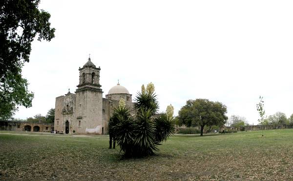 Mission San Jose (4/4/2002)
