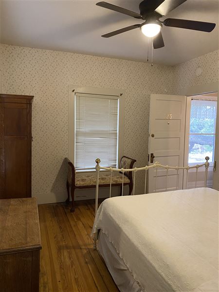 Inn on the River & Snyder's Tavern (3/26/2021 - Credits: Pamela Streeter)