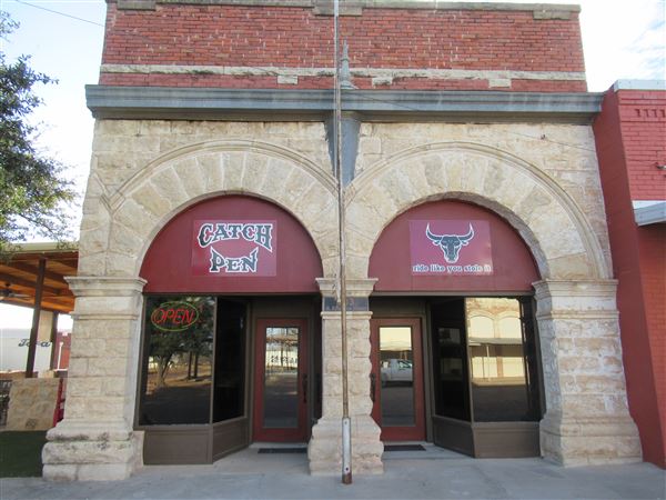 Catch Pen Bar & Restaurant (1/21/2022 - Credits: Jane Jeschke)