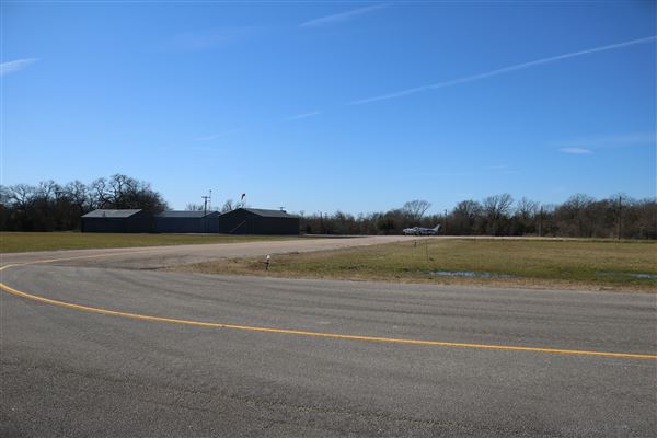 Marlin Municipal Airport (T-15) (2/9/2022 - Credits: Bryan LeMeilleur, Director of Tourism and Marketing)