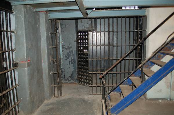 Llano County "Red Top" Jail (12/7/2009)