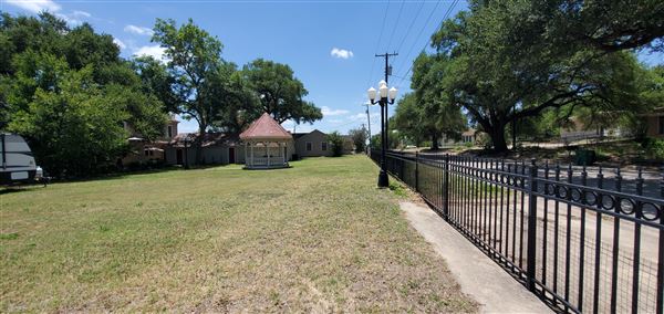 The Nathan Cass Magnolia House (7/6/2022 - Credits: Marion Tully)