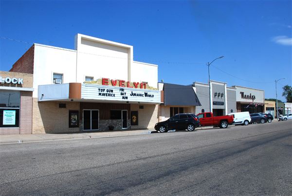 Evelyn Theatre (6/13/2022)