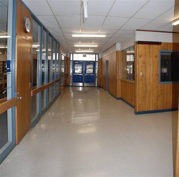 Former Lampasas Junior High (12/15/2009)