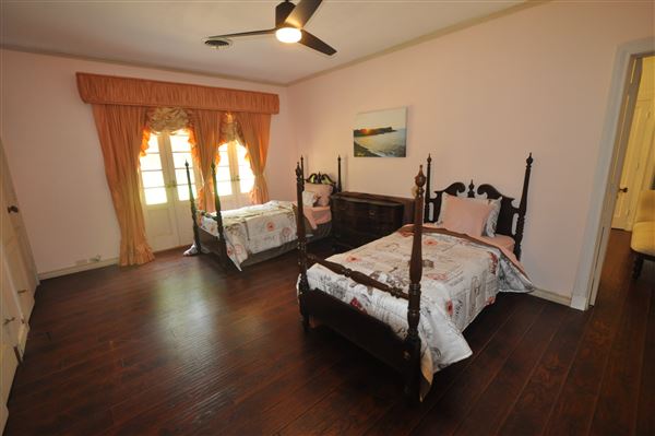 Chateau South (6/15/2022)