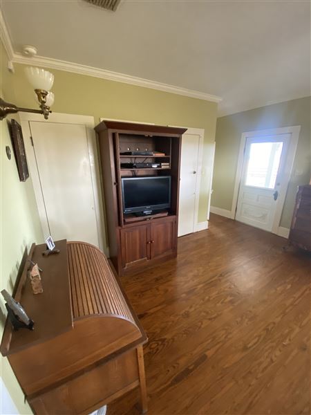Lewis Farmhouse (9/3/2022)