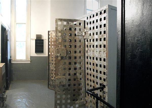 Old Eastland County Jail and Museum (2/1/2010)