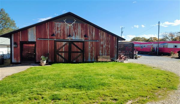 Woodys Banquet Barn (5/25/2023)