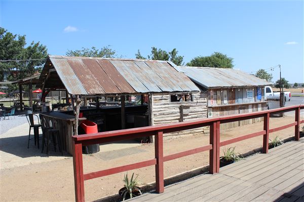 Freiheit Country Store (7/25/2023 - Credits: submitted by: Cody Reimer)
