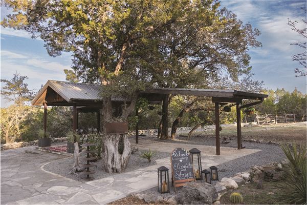 The Yurtopian - Hill Country Resort (6/1/2024 - Credits: @grantdpittman @texas.explorer @billpeary)
