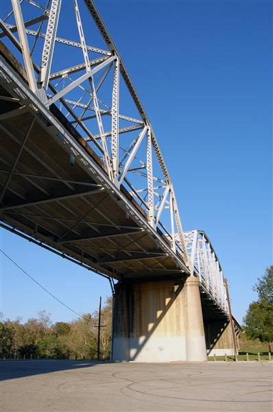 Hwy 71 Bridge over Colorado River (11/17/2006)