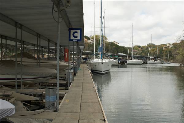 Lakeway Marina (2/16/2011)