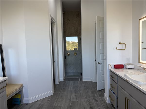 Gupta House (1/5/2025 7:50:08 PM - Credits: submitted by:)
