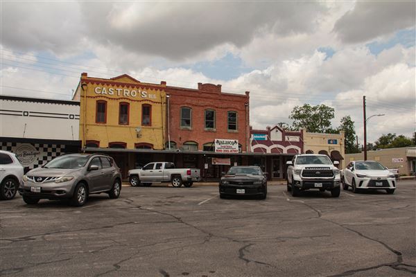 Floresville (4/22/2025 - Credits: Erik McCowan)