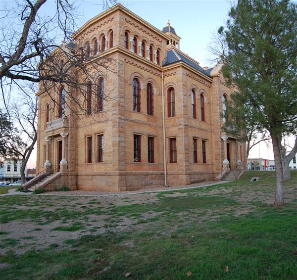 Llano County Courthouse (2/10/2012)