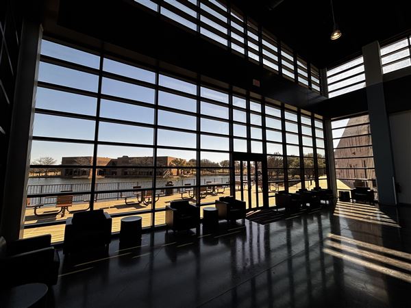 Dallas College - Cedar Valley Campus - HVAC and Automotive Building (10/6/2025 - Credits: Alex Payne)