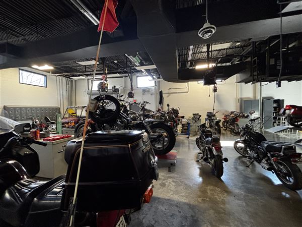 Dallas College - Cedar Valley Campus - HVAC and Automotive Building (10/6/2025 - Credits: Alex Payne)