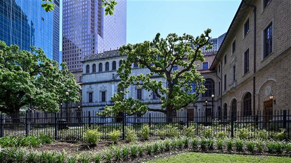 Julia Ideson Building - Houston Public Library (4/7/2026 - Credits: Houston Film Commission)