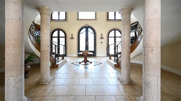 La Mansion Venue (3/7/2023 - Credits: Houston Film Commission)