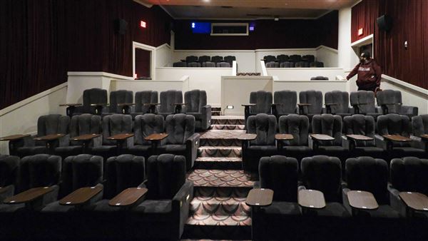 River Oaks Theatre (12/16/2024 - Credits: Houston Film Commission)