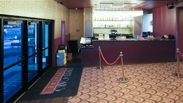 River Oaks Theatre (12/16/2024 - Credits: Houston Film Commission)