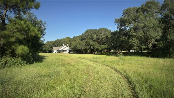 The Oaks of Anahuac (9/12/2025 - Credits: Houston Film Commission)