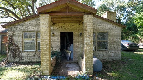 The Oaks of Anahuac (9/12/2025 - Credits: Houston Film Commission)