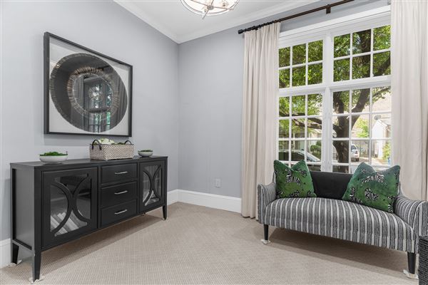 Worthington Condo