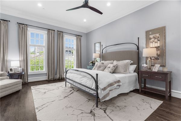 Worthington Condo