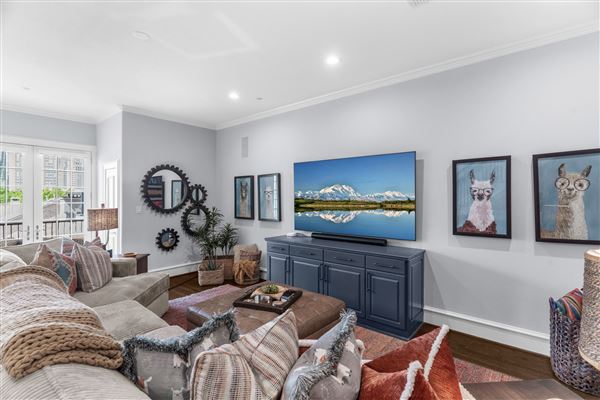 Worthington Condo