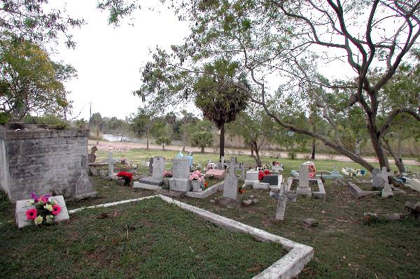 Brownsville City Cemetery (3/4/2004)