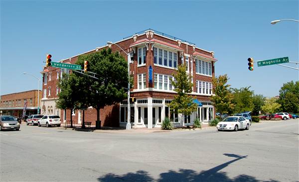 Magnolia Avenue Retail District (8/22/2012)